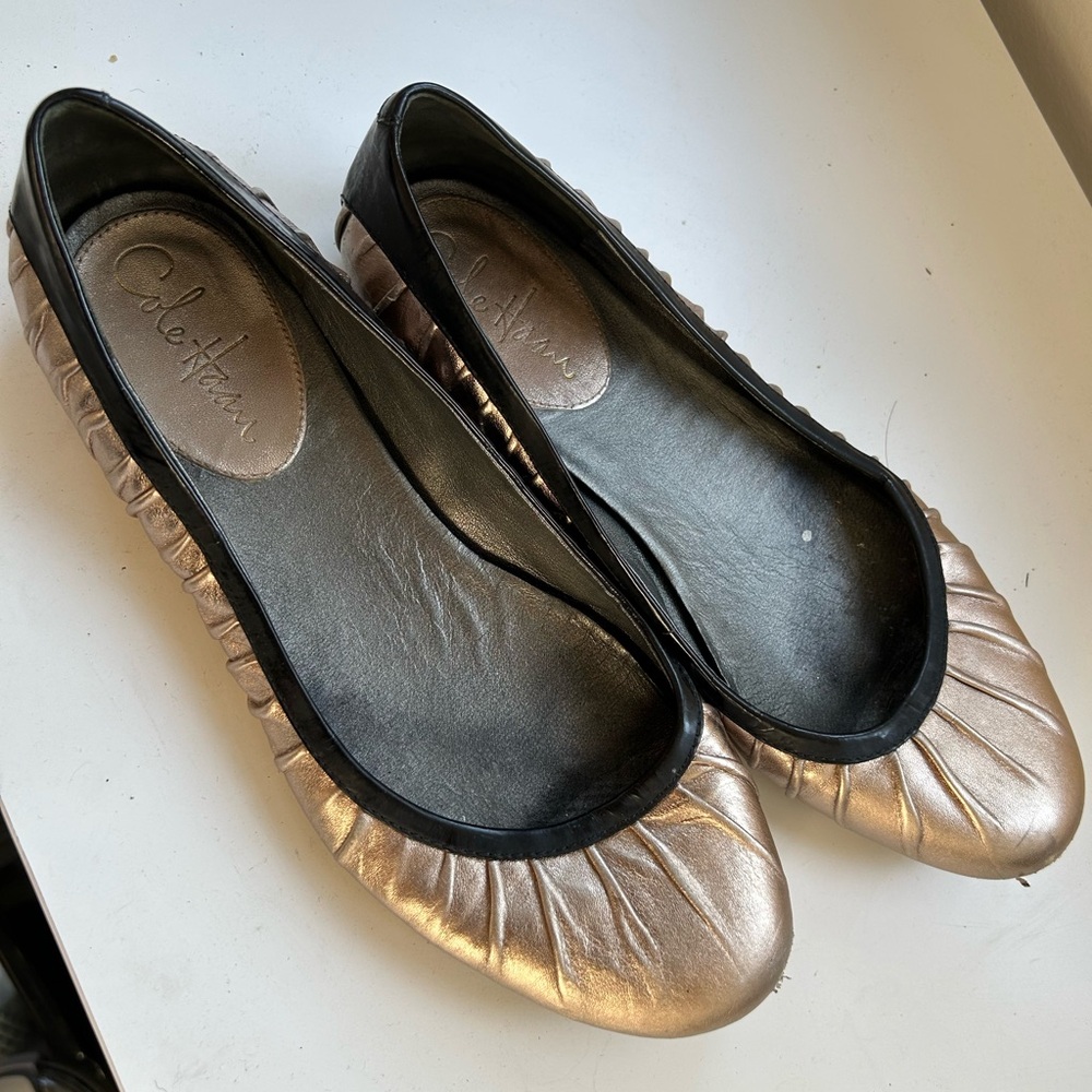 Cole Haan Women's Metallic Gold and Black Flats